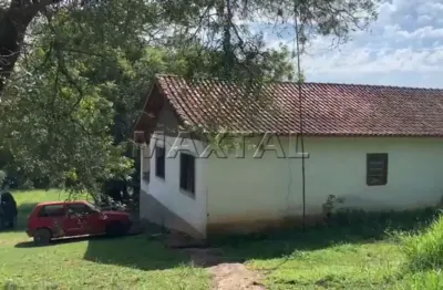Sítio á venda em ibiúna 4.9 alqueires. com casa e uma área de muita natureza.