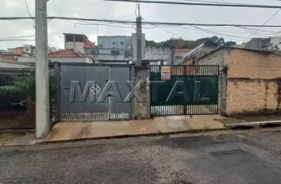 Terreno plano à venda de 241m², com sobrado no local a uma quadra da avenida imirim.