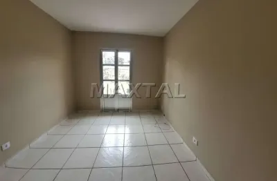Apartamento em santana com 1 dormitório, sala com varanda ,1 banheiro. de 32 m², sem vaga.