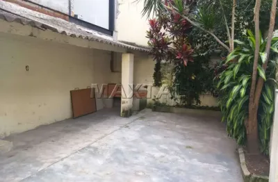 Casa a venda, com 2 dormitórios, 2 banheiros, quintal, 120m² na barra funda