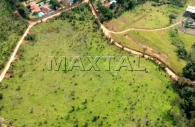 Terreno de 14.022m², área mista para condomínios ou galpão industrial em atibaia.