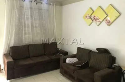 Sobrado de 82m², 2 dormitórios, 1 banheiro, 1 vaga de garagem no jardim são paulo.