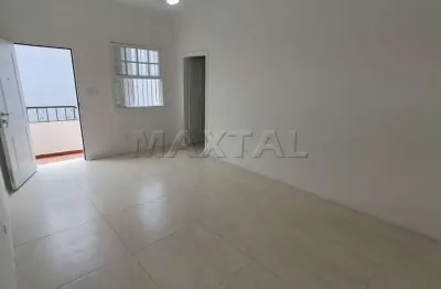 Casa residencial ou para fins comerciais com 126m², 3 dormitórios, sala, cozinha, área de serviço