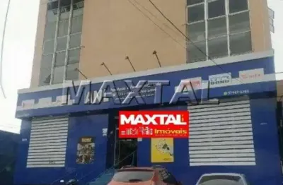 Prédio comercial com 2.120m², loja, 9 salas, 8 banheiros, 34 vagas ao lado do metrô carandiru.