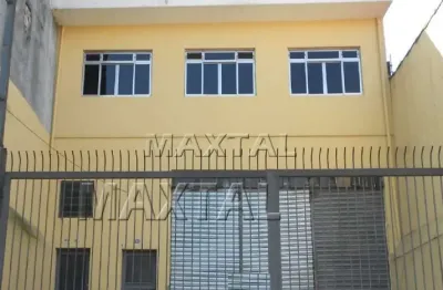 Galpão à venda na avenida do estado, de 500m². com 3 vagas de garagem e 4 salas. com renda.