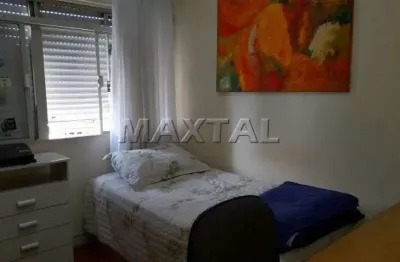 Apartamento em santa cecilia, dois dormitorios, cozinha, sala, banheiro e vaga.