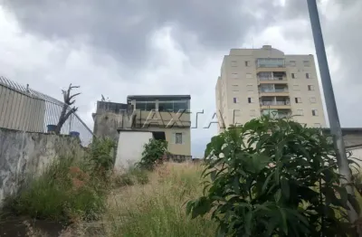 Loja comercial com 150m² com 15 vagas de garagem e 5 salas na região de santana