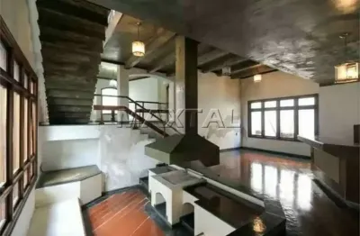 Sobrado no jardim são bento, 669m² de terreno, 5 dormitórios, 3 suítes, 5 banheiros,3 vagas.