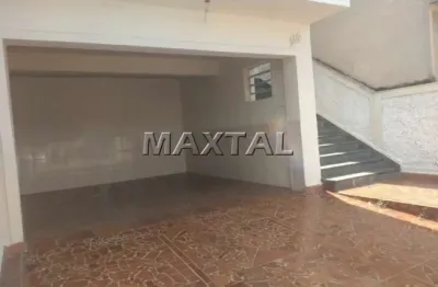 Casa à venda de 100m², com 2 dormitórios e 4 vagas de garagem, na casa verde.