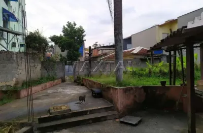 Terreno amplo com uma área total de 2.112 m² com uma área verde, na avenida imirim.