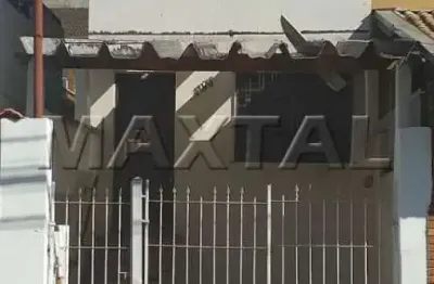 Sobrado à venda com 180m² 3 dormitórios, 2 banheiros 1 vaga, em santana.