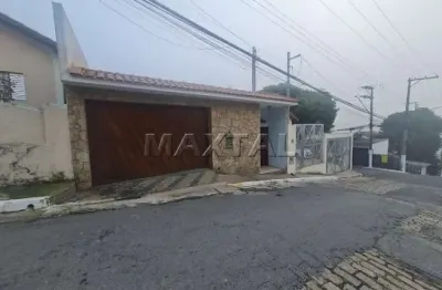 Casa na zona norte com 166m², com 3 dormitórios, 3 banheiros, 1 suíte e 3 vagas.
