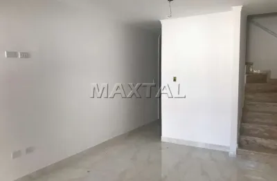 Sobrado à venda de 91m² em santa terezinha, com 3 dormitórios, ambas suítes e 1 vaga de garagem.