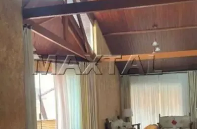 Sobrado no jardim japão, 800m², 3 dormitórios, 2 suítes, 2 salas e 10  vagas de garagem.