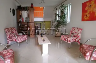 Vendo sobrado água fria 3 suítes 1 master 3 vagas edícula e espaço gourmet  com 5 pavimentos