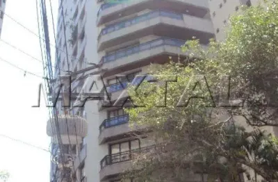 Apartamento em santana com 260m², contendo 4 dormitórios,2 suítes e 4 vagas de garagem.