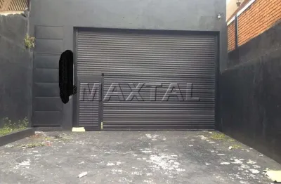 Galpão na Zona Norte, no Bairro de Santana, sendo 1 Sala Ampla, 2 Vagas de Garagem, com 240m².