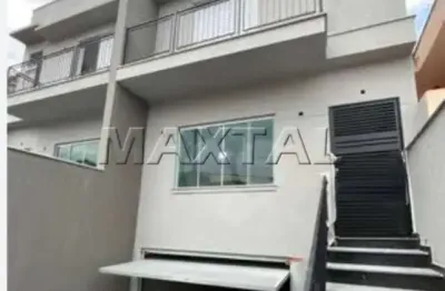 Sobrado novo à venda com 3 dormitórios sendo 1 suíte e 6 vagas, na santa terezinha.