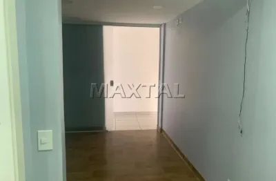 Sala/comercial para locação na avenida parada pinto com 42m², com 1 salas e 2 banheiros.