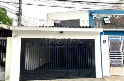 Casa à venda com 13 salas, 4 vagas e 3 banheiros, no bairro santana.