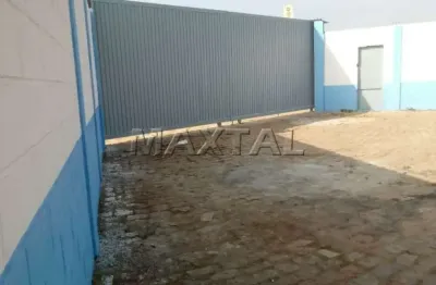 Galpão em guarulhos, 14.000 metros quadrados, 1600 metros área coberta, com 4 banheiros e 200 vagas.