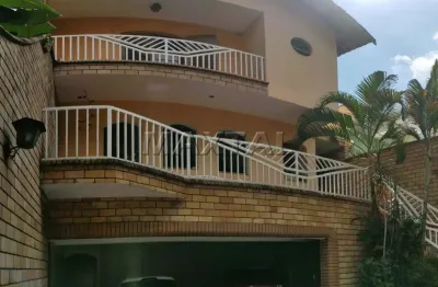 Sobrado alto da móoca com 5 quartos,  5 banheiros, 4 vagas, perto clube juventus