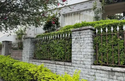 Casa à venda no barro branco à 50 metros da av. cantareira, com 3 dormitórios e 4 vagas.