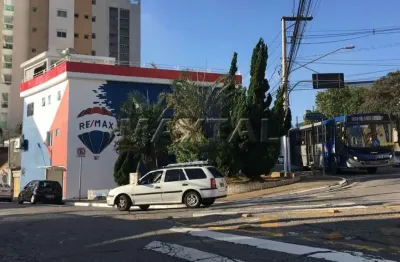 Sobrado comercial na água fria com 10 salas, 4 vagas de garagem cobertas, 350m²