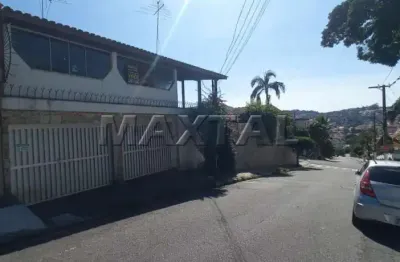 Casa à venda tremembé com 3 dormitórios, sendo 1 suíte,  terraço, edícula, churrasqueira e 2 vagas.