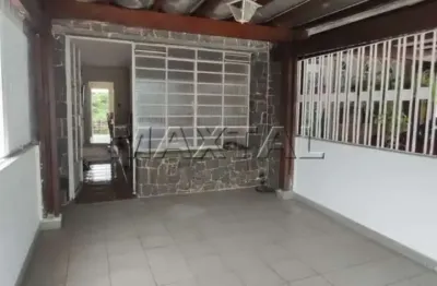 Sobrado na vila guilherme de 100m², com 2 dormitórios, 2 banheiros, 1 vaga de garagem.