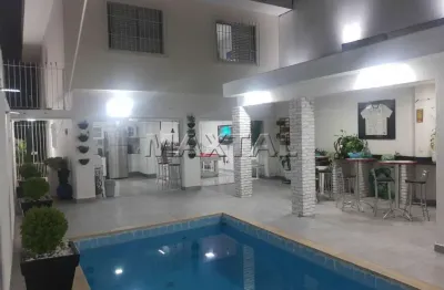 Sobrado à venda no imirim com piscina, 3 dormitórios, suíte, sala estar e 5 banheiro 4 vagas.