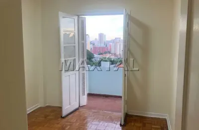 Apartamento com 1 dormitório , sacada ,sala, cozinha  próximo ao metro tucuruvi.
