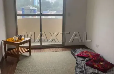 Apartamento a venda,  com 1 dormitório, 1 banheiro, sacada, 1 vaga de garagem em santana