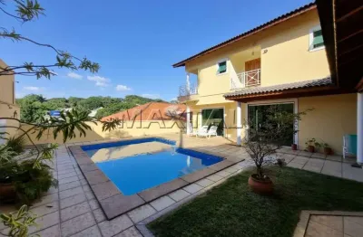 Sobrado jardim floresta, com piscina 4 suítes, escritório, sala 3 ambientes e 5 vagas no tremembé..