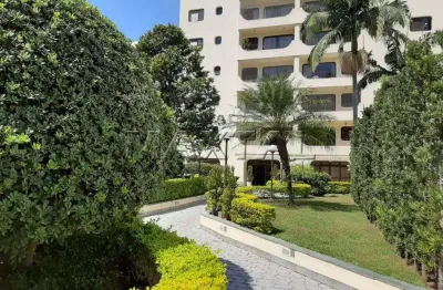 Apartamento à venda de 157m², 4 dormitórios sendo 1 suíte, e 3 vagas de garagem, no horto florestal.