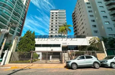 Apartamento em santana, com 4 dormitórios sendo 2 suítes, copa e cozinha planejada, sala e 4 vagas.