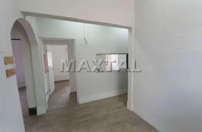 Conjunto comercial em santana, 80m² com 6 salas, copa, cozinha e 2 banheiros.