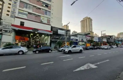 Loja para vender na voluntários da pátria com a rua dr. cesar dentro da galeria santana, com 28m³