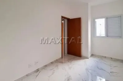 Apartamento à venda, com 2 dormitórios, 1  banheiros, área de serviço em santana