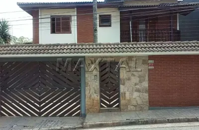 Sobrado com 4 quartos, 4 suítes e 4 vagas de garagem. com 280m², no vila irmãos arnoni.