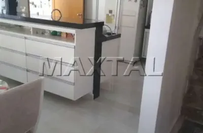 Casa em rua fechada com 170 m². de 3 dormitórios, 2 suítes, 2 vagas. com edícula, em santana.