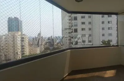 Apartamento a venda de 184m² com 4 dormitórios sendo 2 suítes, 3 vagas de garagem.