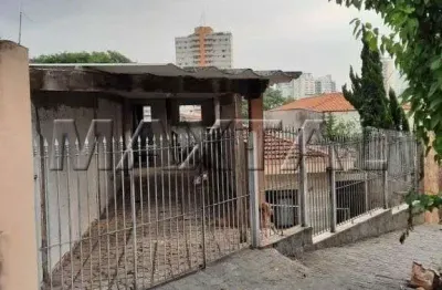 Casa à venda na água fria, de 270m². com 5 dormitórios, 1 suíte, 4 banheiros e 2 vagas.