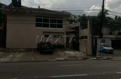 Casa comercial para locação na avenida brás leme, de 660,78 m².  com 14 salas e 4 vagas.