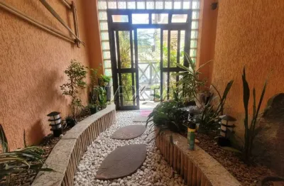 Casa em vila à venda com 5 dormitórios, sendo 3 suítes, ampla sala e 5 vagas. em santana.