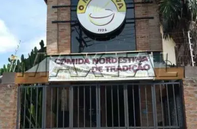 Salão comercial à venda  de 402m², 6 banheiros e 5 vagas, na avenida engenheiro caetano alvares.