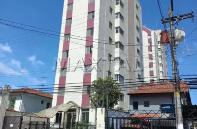 Apartamento à venda, com 3 dormitórios, 1 suíte, 2 banheiros, 2 vagas de 65m². na casa verde.