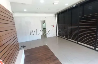 Loja à venda no centro comercial de santana, com 46m², toda em piso frio.