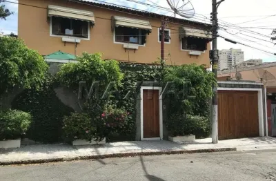 Sobrado à venda com 3 dormitórios, 1 suíte, 3 vagas com edícula grande - Água Fria.