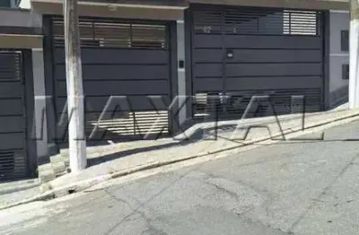 Sobrado em santana com 3 dormitórios, 3 suítes, 4 banheiros, 2 vagas de garagem paralelas, de 88m².